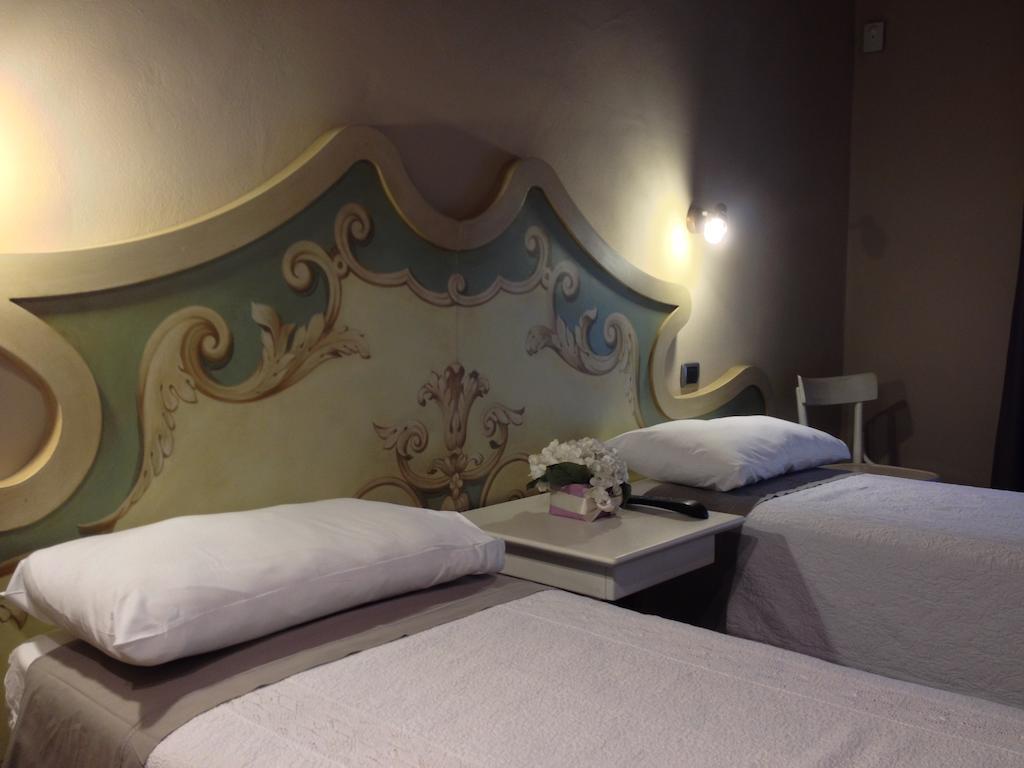 Corte Breda, Agriturismo Bed&Breakfast Chiari Quarto foto